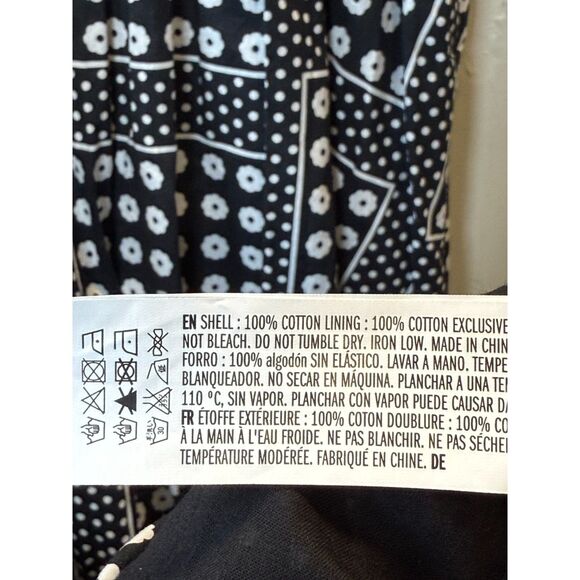 English Factory Floral Printed Midi Dress Women's Size XS Black White Casual - Picture 10 of 10